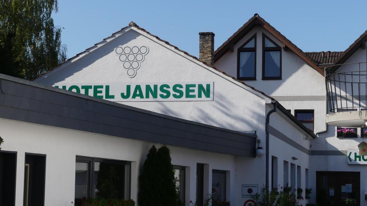 Hotel Janssen Боденгайм Екстер'єр фото